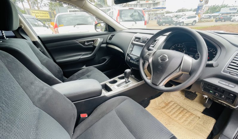 
								Nissan Teana XE 2016 full									