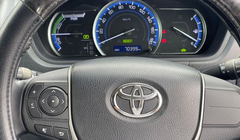 
								Toyota Voxy Hybrid 2017 full									