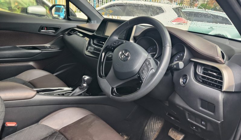 
								2017 Toyota CHR GT full									