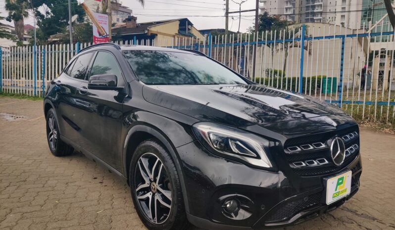 
								Mercedes-Benz GLA 250 2018 – AMG Package full									