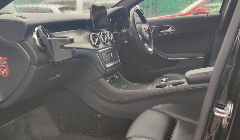 
								Mercedes-Benz GLA 250 2018 – AMG Package full									