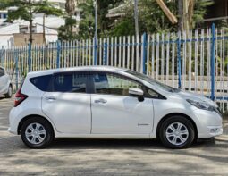
										2018 NISSAN NOTE E-POWER full									