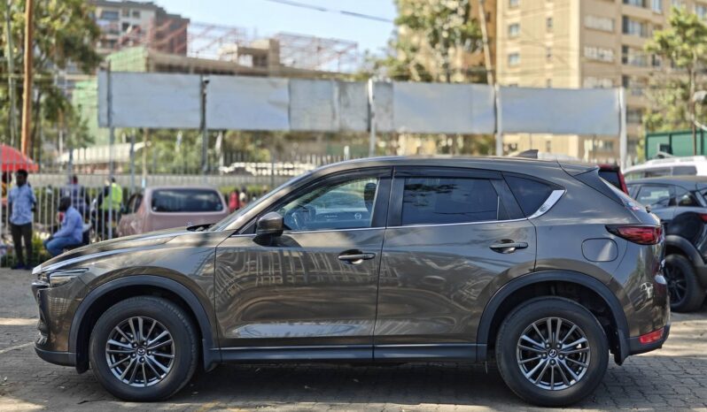 
								Mazda CX-5 2019 full									