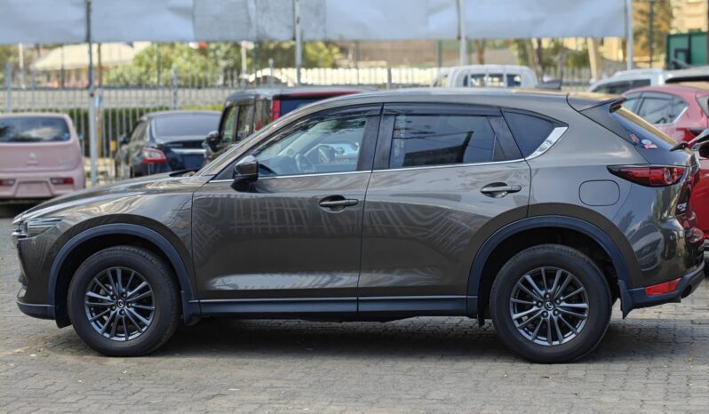 
								Mazda CX-5 2019 full									