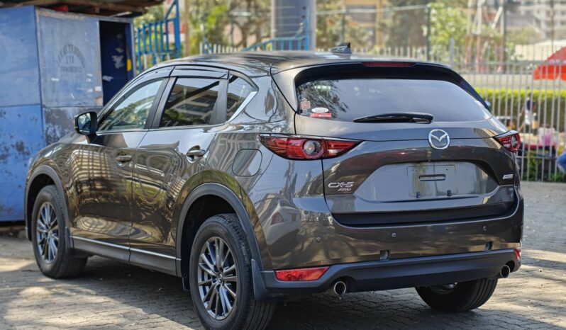 
								Mazda CX-5 2019 full									